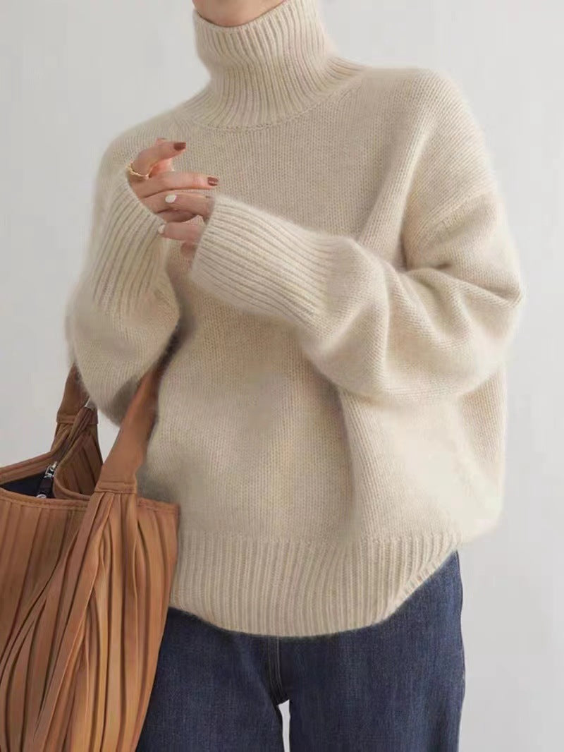 FrostyBabe™ Cozy Cashmere Turtleneck