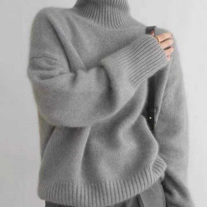 FrostyBabe™ Cozy Cashmere Turtleneck