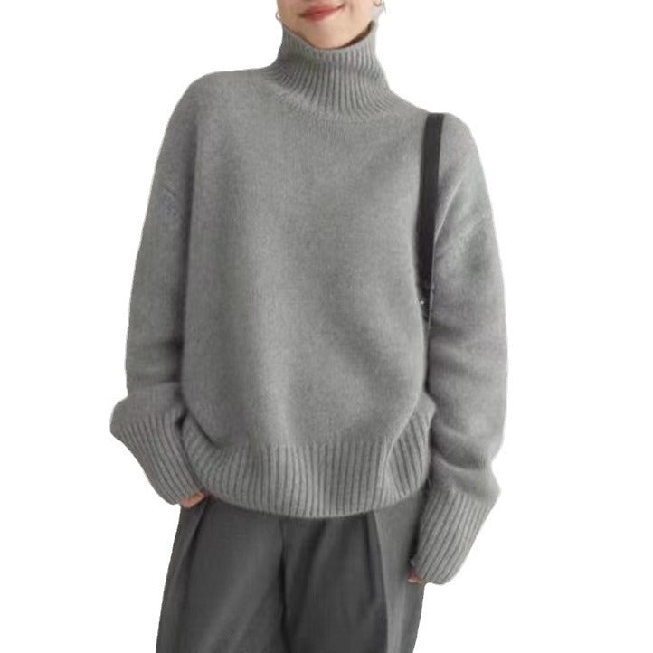 FrostyBabe™ Cozy Cashmere Turtleneck